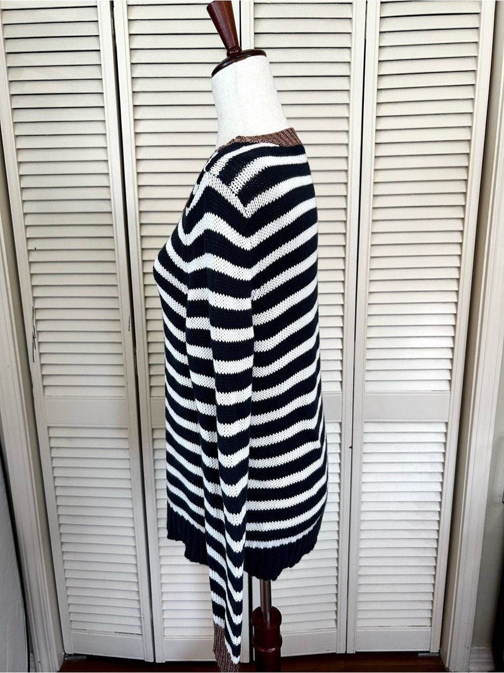 Banana Republic Striped Sweater Navy White Contrast Trim | Size L - Picture 4 of 9